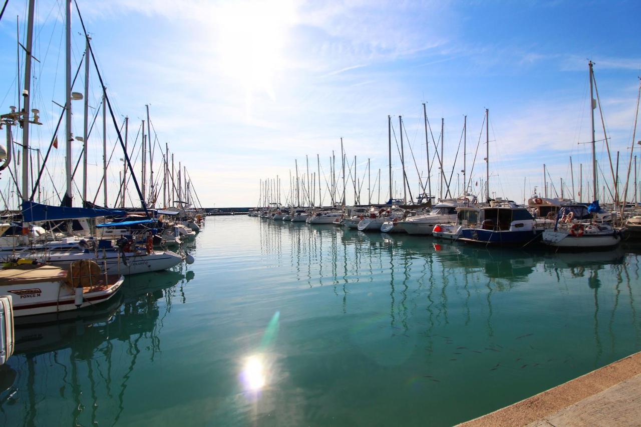 Global Properties, Apartamento Centrico En Canet D'En Berenguer Ngoại thất bức ảnh